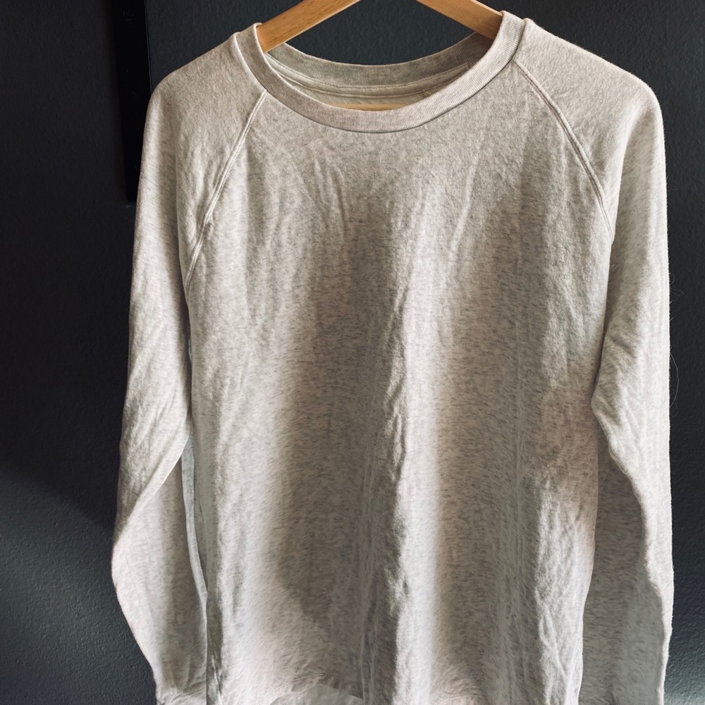 GAP sweatshirt